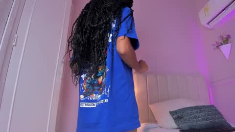 Hi guys i am Bianca  online show from 4, 12, 2024
