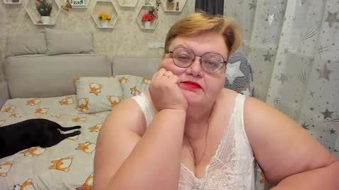 Snapshot of _big_beautiful_love_ chatting on 2, 11, 2025 Louise  ONLY IN PVT  Masturbation with dildo and cum  Naked  Show and play with pussy  Blow job  Hand job  ONLY IN PVT  online show from 2, 11, 2025