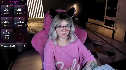 Olivia Subscribe to my Fansly -   online show from 10, 3, 2026