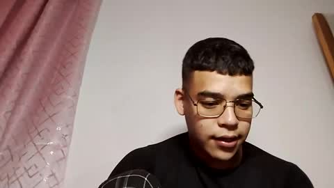 Snapshot of _blake_boy chatting on 11, 10, 2025 _blake_boy online show from 11, 10, 2025