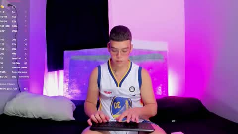 Snapshot of _blake_boy chatting on 12, 10, 2025 _blake_boy online show from 12, 10, 2025