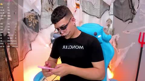 Snapshot of _blake_boy chatting on 30, 10, 2025 _blake_boy online show from 30, 10, 2025