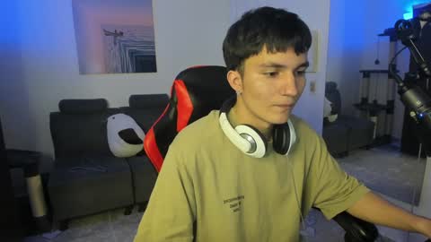 B L A K E online show from 8, 1, 2025