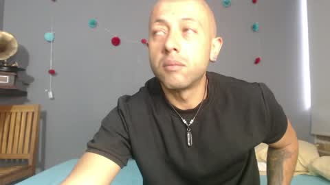 Snapshot of _bonnie__and_clyde chatting on 29, 5, 2026 _bonnie__and_clyde online show from 29, 5, 2026