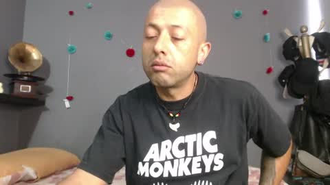 Snapshot of _bonnie__and_clyde chatting on 16, 6, 2026 _bonnie__and_clyde online show from 16, 6, 2026