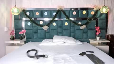 _bonnyandclyde online show from 15, 12, 2025