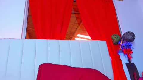 Carolina  online show from 3, 10, 2025