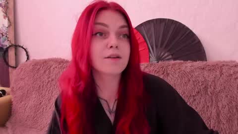 Snapshot of _caroline_coy chatting on 4, 6, 2026 Caroline online show from 4, 6, 2026