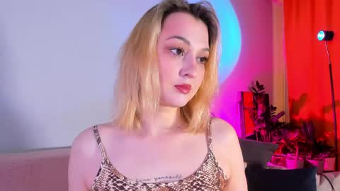 Snapshot of _ccrystaa_ chatting on 16, 5, 2026 Christina Chris online show from 16, 5, 2026