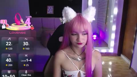 _charlotte_collins_ online show from 11, 10, 2025