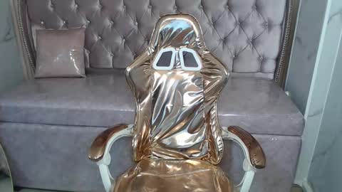 Snapshot of _charlottee_b chatting on 12, 3, 2026 _charlottee_b online show from 12, 3, 2026