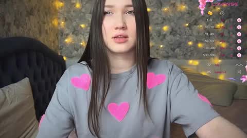 _chloe_miller_ online show from 4, 3, 2025