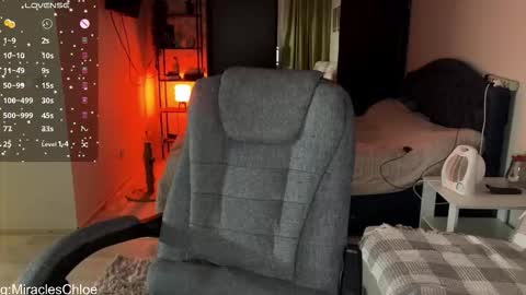 _chloe_miller_ online show from 4, 2, 2026