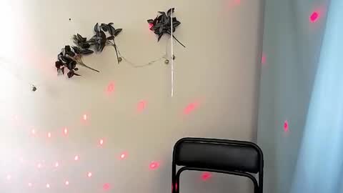 Snapshot of _cutie_and_shy_ chatting on 27, 5, 2026 _cutie_and_shy_ online show from 27, 5, 2026