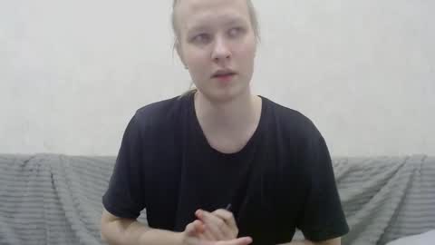 Snapshot of _dash_ chatting on 8, 3, 2025 Tony online show from 8, 3, 2025