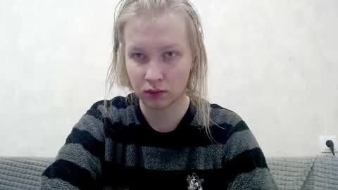 Snapshot of _dash_ chatting on 17, 11, 2025 Tony online show from 17, 11, 2025