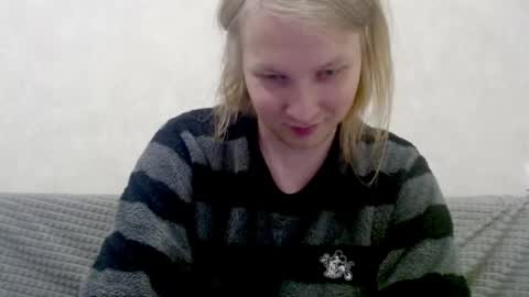 Snapshot of _dash_ chatting on 19, 11, 2025 Tony online show from 19, 11, 2025