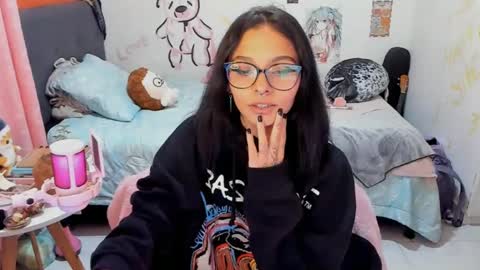 Snapshot of _dayanne_ chatting on 10, 10, 2025 Pao online show from 10, 10, 2025