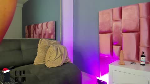 Snapshot of _dirty_sandy_ chatting on 4, 1, 2025 SANDY online show from 4, 1, 2025