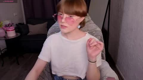 Luna    online show from 30, 3, 2026