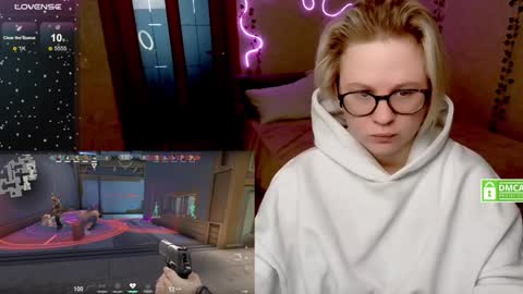 Snapshot of _elven_dreams__ chatting on 2, 2, 2025 chloue and Gretta online show from 2, 2, 2025