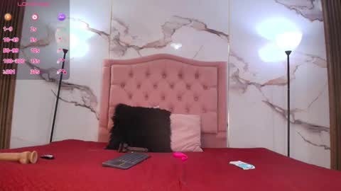 Snapshot of _ema_jones_ chatting on 27, 9, 2025 Ema online show from 27, 9, 2025