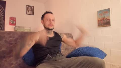 Emilio online show from 19, 11, 2025