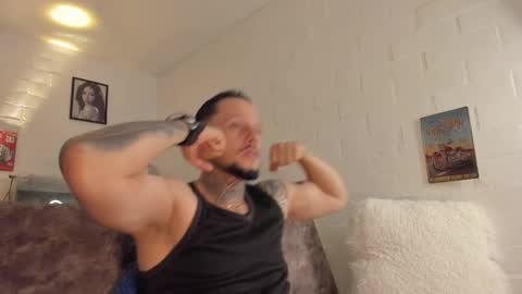 Snapshot of _emilio_escobar chatting on 25, 2, 2026 Emilio online show from 25, 2, 2026