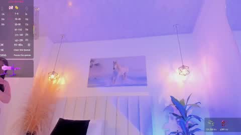 Emily Queen online show from 26, 5, 2026