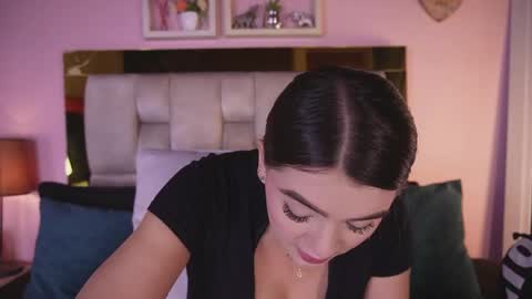 Isabella online show from 27, 5, 2026