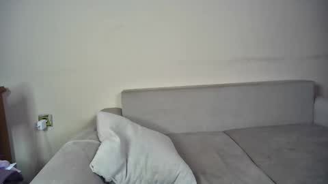 Emma Sugar online show from 2, 3, 2026