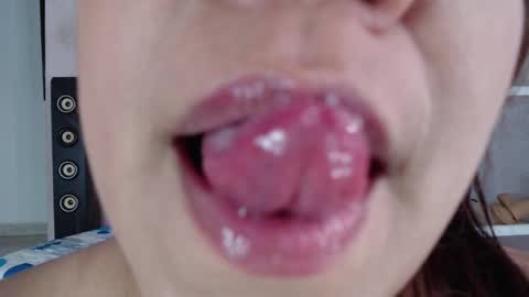 Emily Valencia online show from 2, 3, 2025