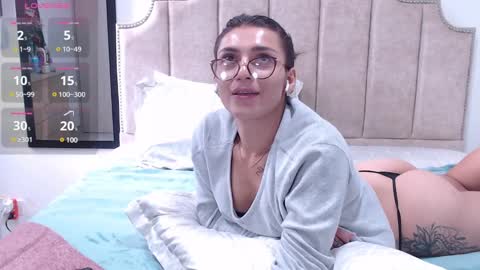  Erica Vanderhill  online show from 17, 2, 2025