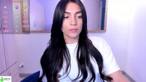  Erica Vanderhill  online show from 20, 12, 2025