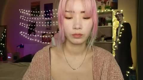 EveEva online show from 11, 3, 2026