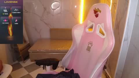  evoni  online show from 9, 10, 2025