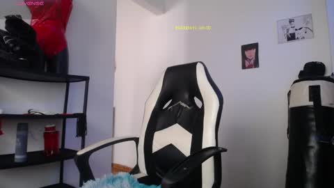 Snapshot of _exa_ chatting on 16, 2, 2025  Exa help me position myself with your thumb up thanks  online show from 16, 2, 2025