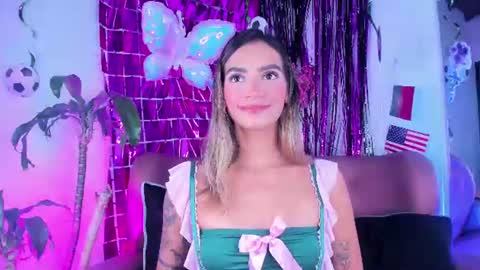 Snapshot of _felicity_1 chatting on 22, 7, 2026 Felicity online show from 22, 7, 2026