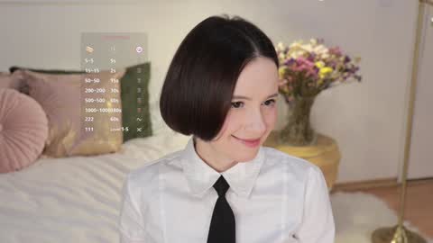 Snapshot of _female_essence_ chatting on 11, 12, 2024 Essie online show from 11, 12, 2024