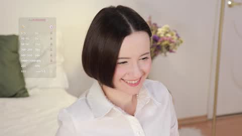 Snapshot of _female_essence_ chatting on 21, 12, 2024 Essie online show from 21, 12, 2024