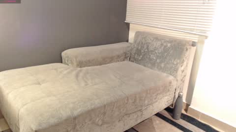 Snapshot of _funny_room_ chatting on 2, 2, 2025 Laura Juan online show from 2, 2, 2025