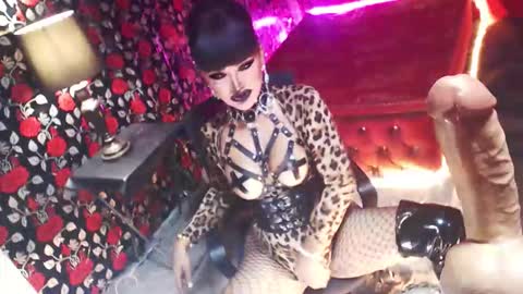 Snapshot of _hailyourqueenx chatting on 23, 9, 2025 GoDDess  Chloe online show from 23, 9, 2025