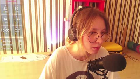 Hannaolotl online show from 5, 1, 2025