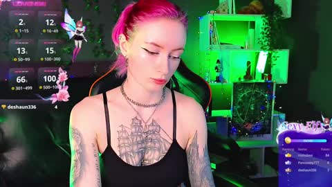 Snapshot of _helencarter chatting on 27, 1, 2025 Helen Carter 3 Next stream 2330 MSC online show from 27, 1, 2025