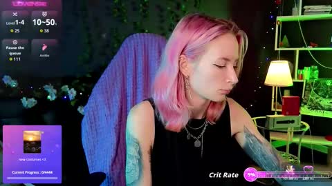 Snapshot of _helencarter chatting on 22, 9, 2025 Helen Carter 3 Next stream 2330 MSC online show from 22, 9, 2025
