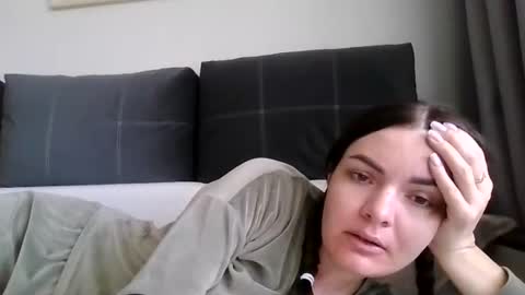 Snapshot of _hidden_frommymoom_ chatting on 17, 3, 2026 Criss4u online show from 17, 3, 2026