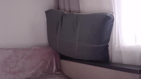 Snapshot of _hidden_frommymoom_ chatting on 19, 3, 2026 Criss4u online show from 19, 3, 2026