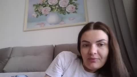 Snapshot of _hidden_frommymoom_ chatting on 11, 4, 2026 Criss4u online show from 11, 4, 2026