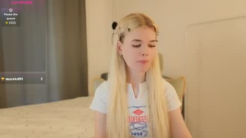Snapshot of _honnyland chatting on 18, 7, 2026 Alisha online show from 18, 7, 2026
