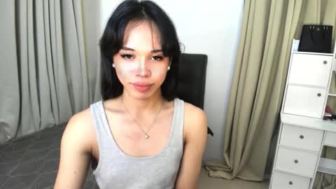 yanie online show from 30, 10, 2025